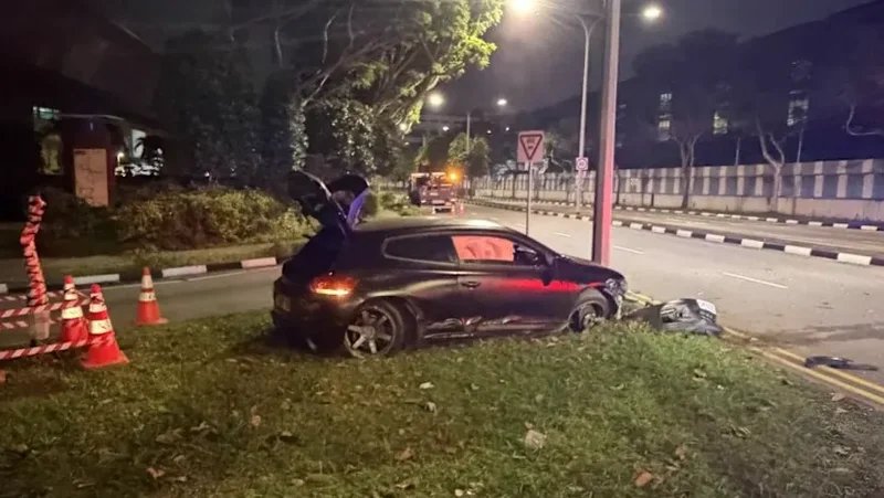 Man in police car chase charged with abducting 19-year-old, possessing parang