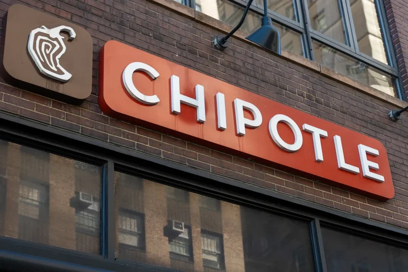 Woman with sepsis sues Chipotle after eating bowl she claims had salmonella-linked peppers