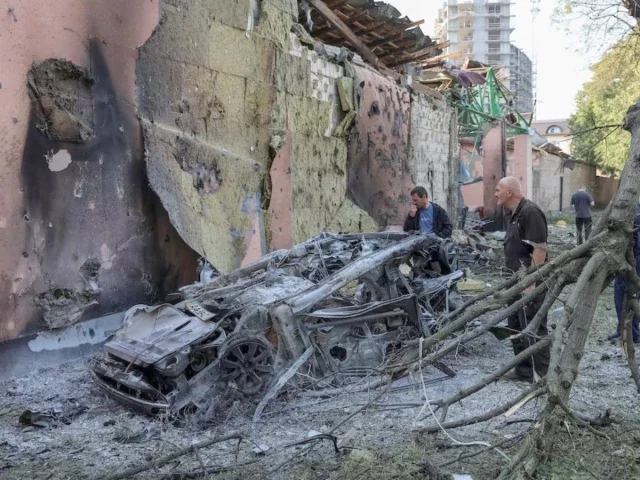 Russia pounds Kyiv, kills 10 as Ukraine appeals for Patriot interceptors
