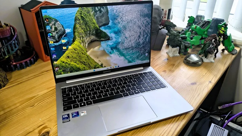 'Handles heavy office work without complaint': Geekom's GeekBook M16 Core Ultra 9 business laptop is now under $800 with this discount code