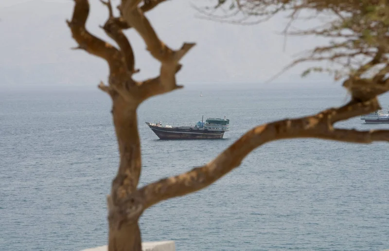 Covert Mideast oil flows are keeping global prices in check