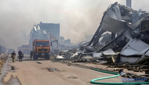 Russian attack destroys reserve warehouse of publishing house, burning 100,000 books