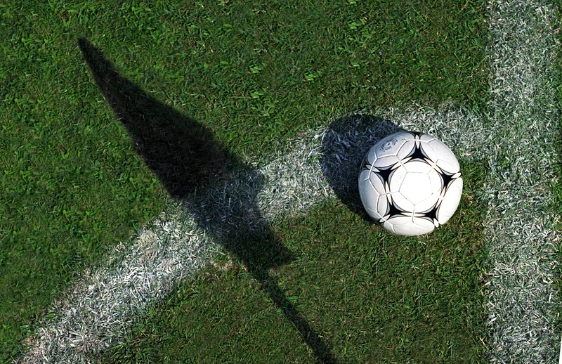 Toronto man charged with sexually assaulting youth during soccer lesson: police