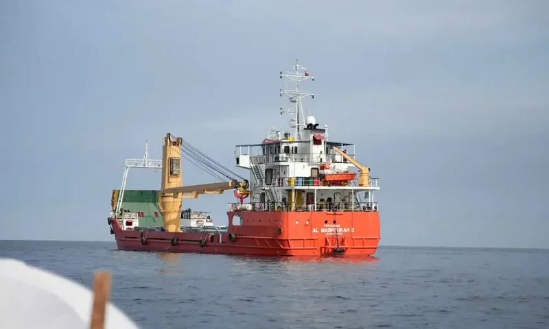 Iran links Hormuz reopening to US meeting promises