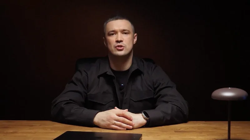 Ukraine’s sacked defence minister calls for wartime elections