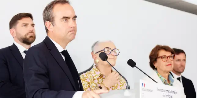 Despite summer of extremes, France's political leaders offer no climate response