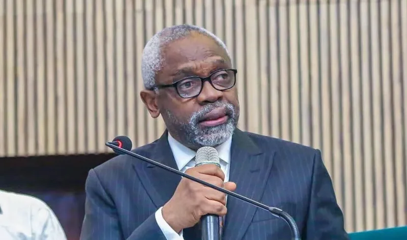 Presidency extends policing bill submission deadline by eight days