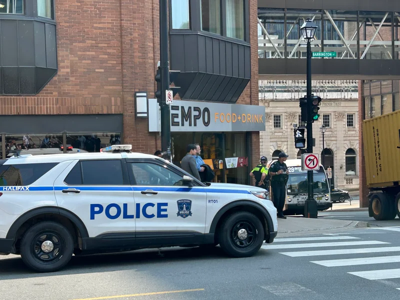 Bomb threat in Halifax prompts police to evacuate several downtown streets