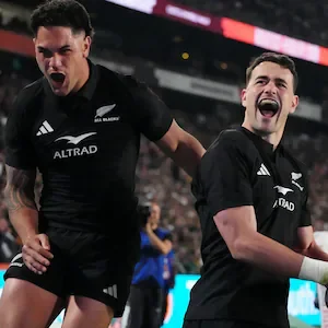 All Blacks defeat Springboks at Ellis Park in their biggest win at the venue