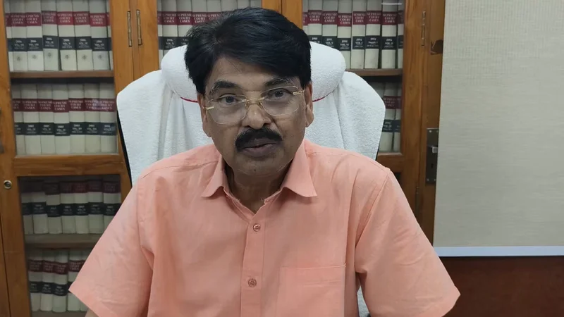 BCI Co-Chairperson demands Manan Mishra’s resignation, questions prolonged tenure amid NALSAR row