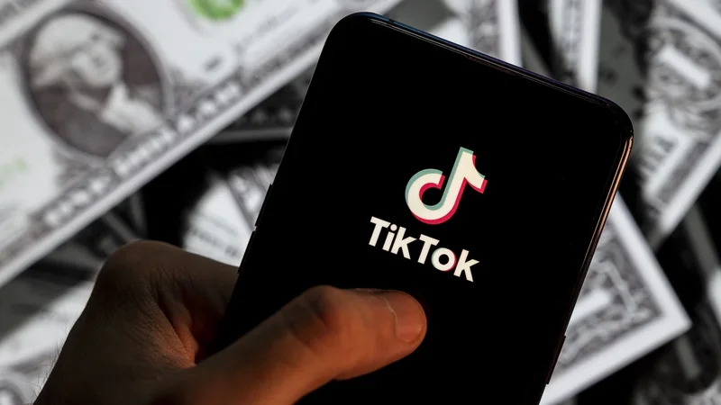 TikTok could let you send friends money via DM