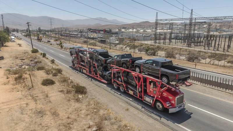 Mexico steps up pressure for US to lower its auto tariffs in USMCA talks