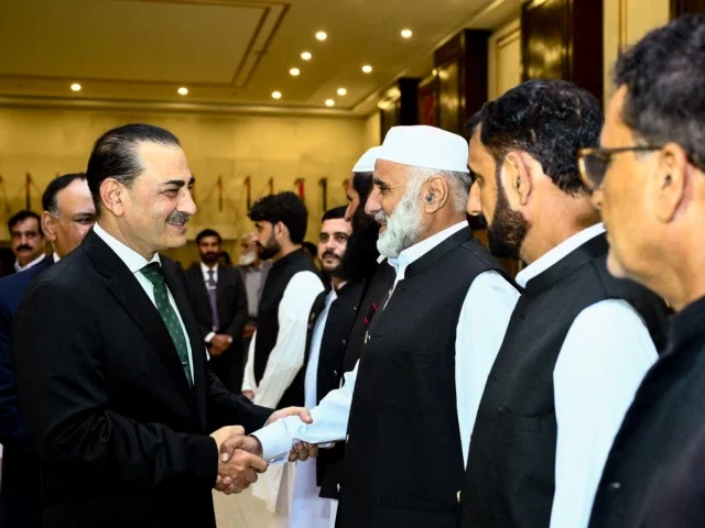 CDF Munir hosts Independence Day reception for Pakistan Army veterans: ISPR