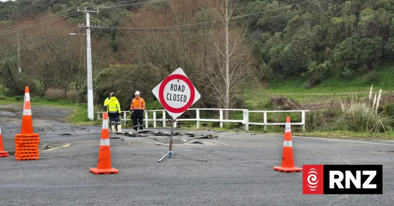 Water back in Porirua after burst pipe caused outages