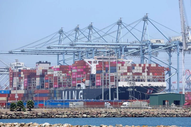 Surprise credit after overseas purchase: Tariff refunds now flowing through shippers