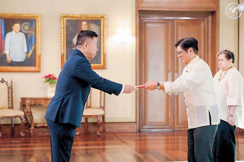 Filipinos' trust in China climbs to highest since 2022