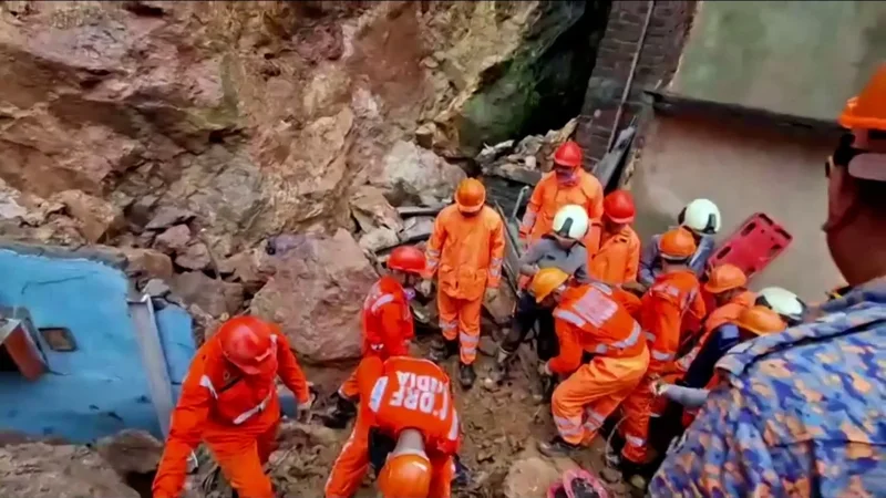 Deadly India landslide kills at least seven in Mumbai