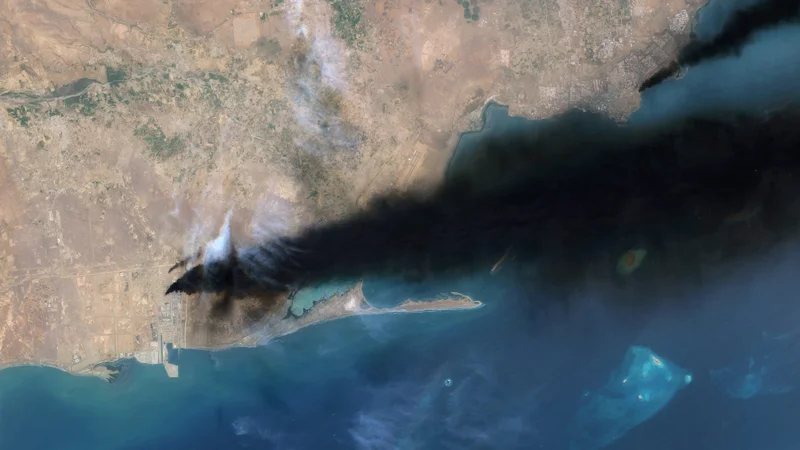 Saudi Aramco extinguishes fire at refinery as Houthis claim responsibility