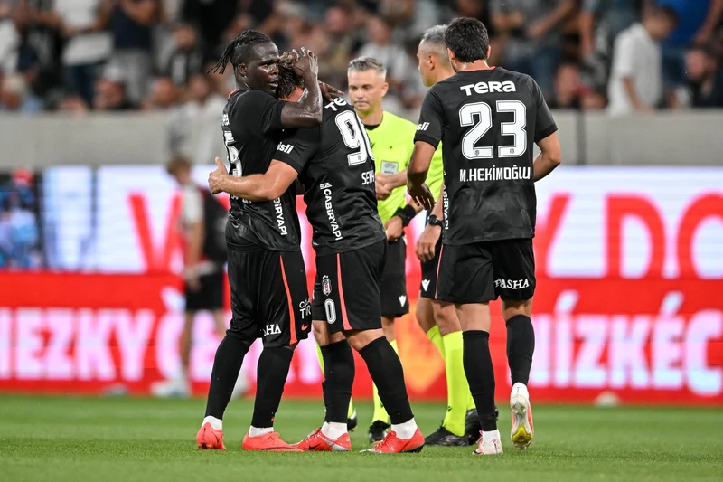 10-man Beşiktaş edge Hradec Kralove in Europa League qualifier