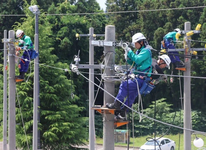 Tohoku firms step up efforts to train next generation of maintenance engineers