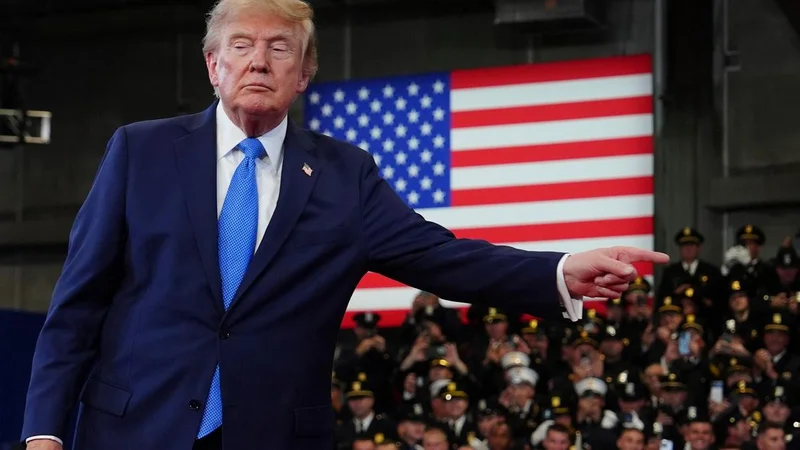 Trump says will ‘soon’ declare Hormuz Strait U.S. territory