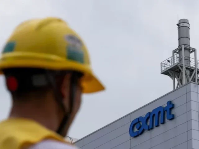 Apple tests China's CXMT memory chips for iPhones and MacBooks, WSJ reports