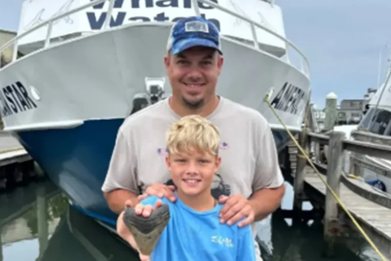 Father and son make amazing prehistoric discovery on NJ beach