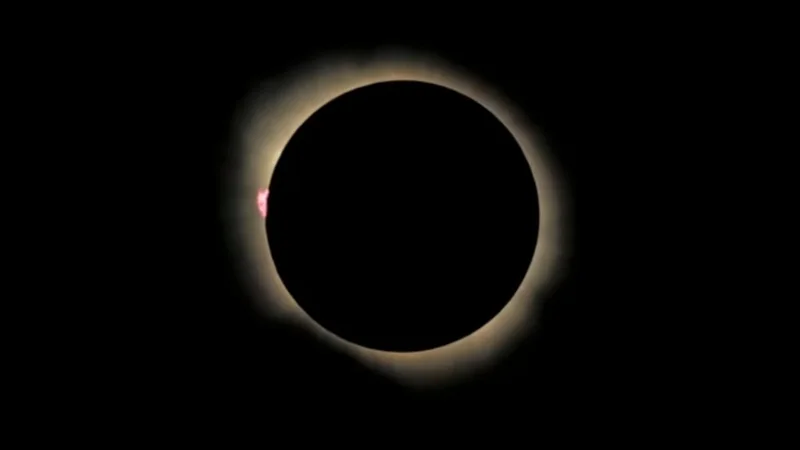 Totality! See the first photos of the Aug. 12 total solar eclipse over Spain