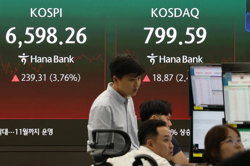 KOSPI jumps nearly 4% 
as AI investment sentiment improves
