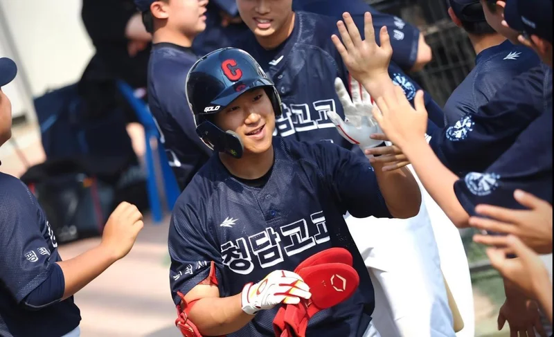 Milwaukee Brewers sign Korean high school player