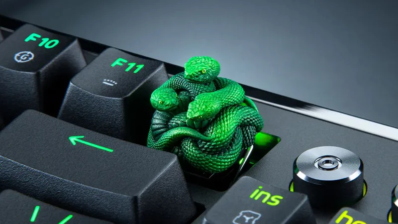'To own a Razer Artisan Keycap is to display one’s allegiance, a mark of belonging within the Cult of Razer' says the PR nonsense behind this $90 coil of snakes
