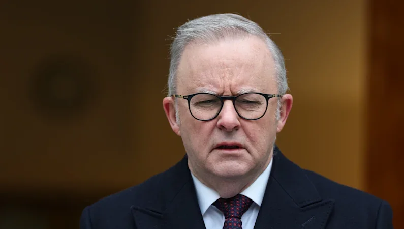 Being the PM and dealing with the paradoxical art of strategic defeat