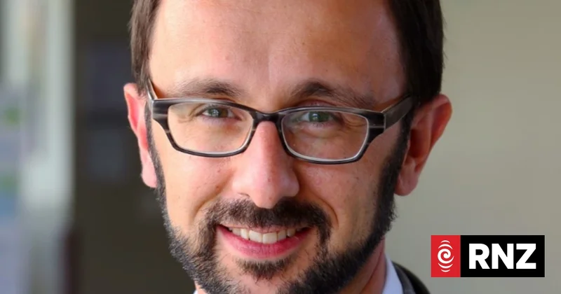 Otago oncology professor calls ACT's cancer centre policy 'magical thinking'