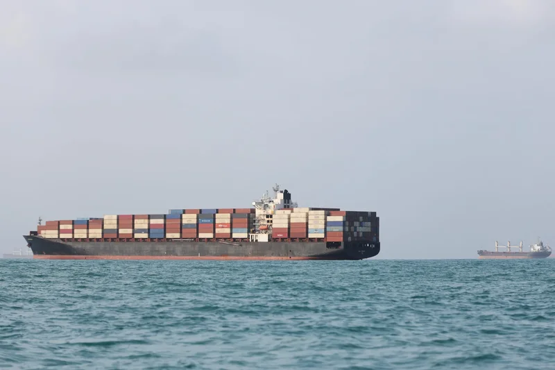 U.S. stocks fall after Iran says Strait of Hormuz will remain shut