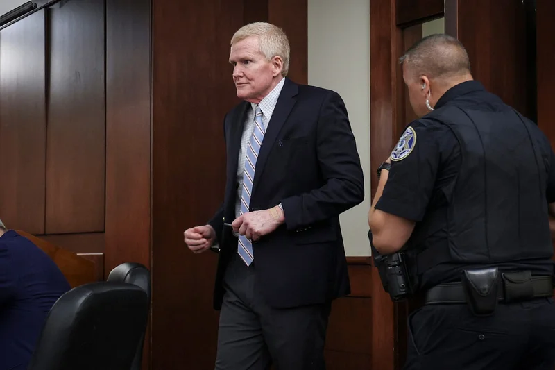Alex Murdaugh granted change of venue for murder retrial, past testimony allowed
