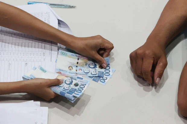 Dole urged to defend, uphold validity of P85 NCR minimum wage hike