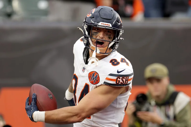 Bears QB Caleb Williams Believes Colston Loveland Can Become Best TE In NFL