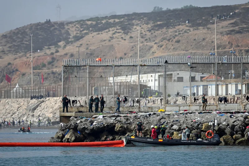 Hybrid war arrives against Spain