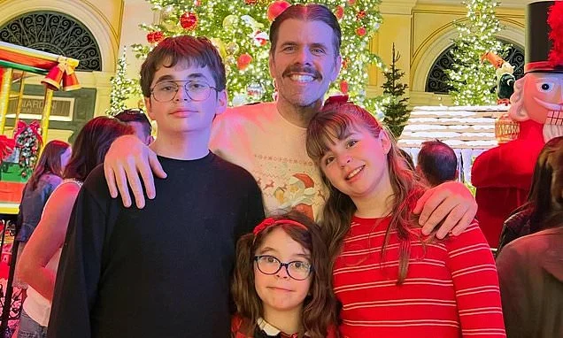 Perez Hilton's mother files for temporary custody of his children after self-harm livestream
