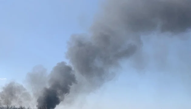 Russians shell postal terminal in outskirts of Kharkiv, one person killed