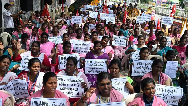 Makkalai Thedi Maurthuvam staff demand increase in incentives, regularisation