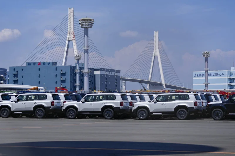 Japan carmakers expect yen to keep trading near post-intervention levels