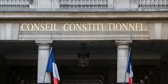 French government's social media ban for under-15s suffers constitutional setback