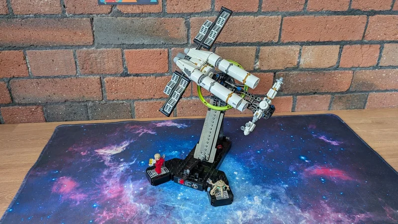 Lego Project Hail Mary review: Amaze, amaze, amaze!