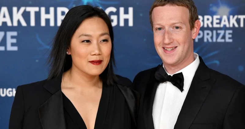 Mark Zuckerberg buys an Irish castle