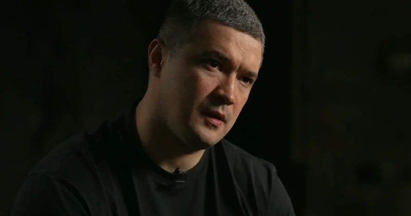 Ukraine's fired defense minister calls for elections despite war with Russia