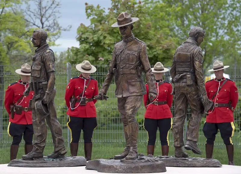 Bronze maple leaf taken from monument honouring slain New Brunswick RCMP officers