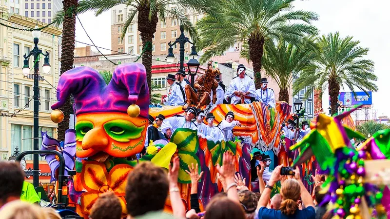 Tulane Green Wave wins offseason 'uniform wars' with their Mardi Gras-inspired threads