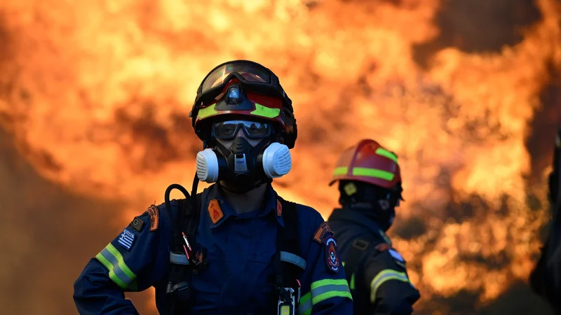 Two helicopters collide mid-air while tackling wildfires in Greece