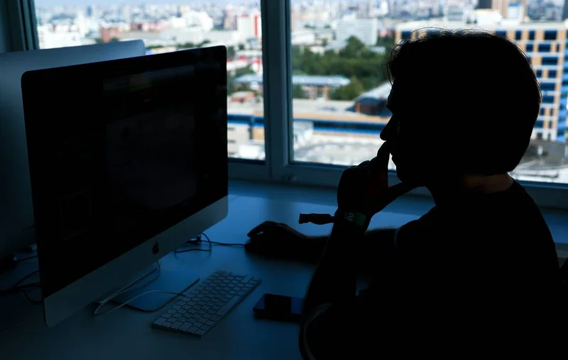 Russian hackers find documents on Ukrainian strikes against oil terminals